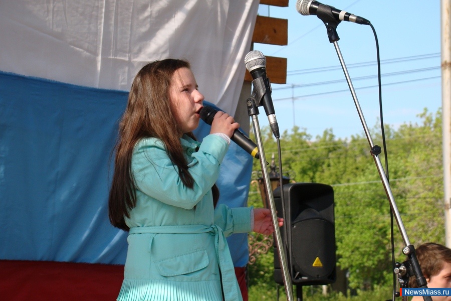    .  ,    ,     ,    9 