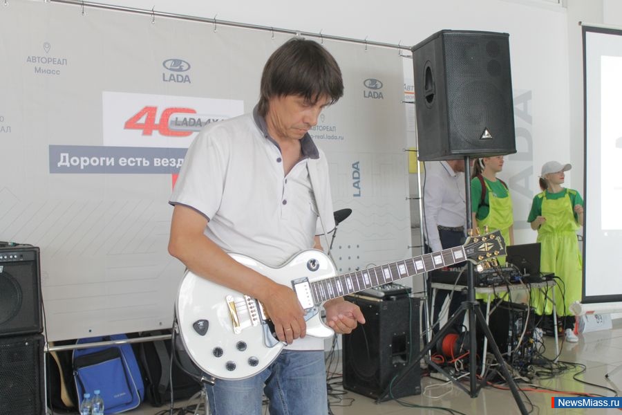 "  !".    LADA ""     "LADA 4x4"