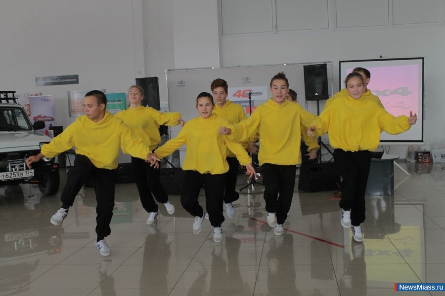 "  !".    LADA ""     "LADA 4x4"