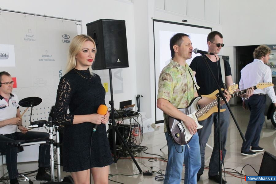 "  !".    LADA ""     "LADA 4x4"