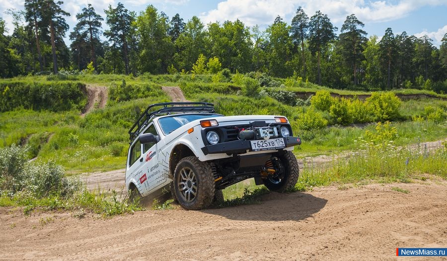 "  !".    LADA ""     "LADA 4x4"