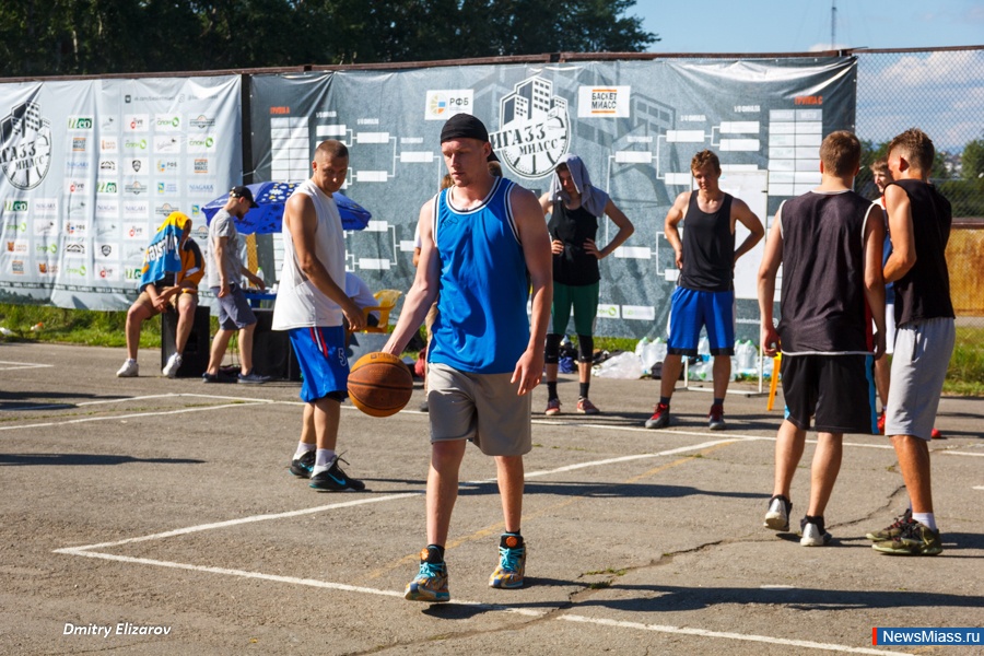  "33"   .            "33"    ""