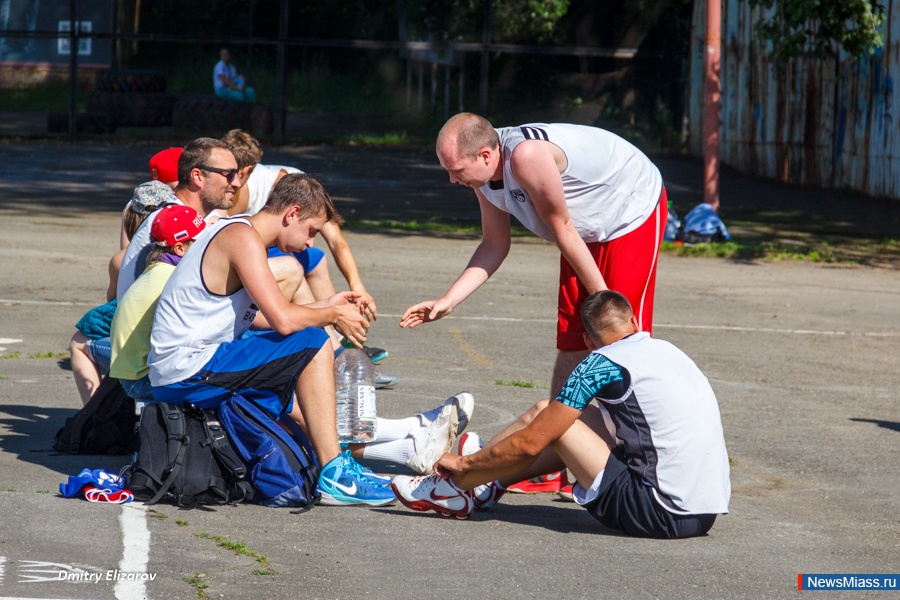  "33"   .            "33"    ""