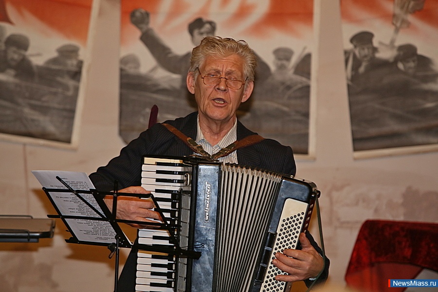   " ".      "  ",  100-   