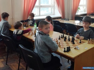 � ������� ������ � ������