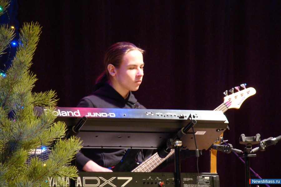    .  "  ", "", "-band",  ""  "Music-Safe"     " "