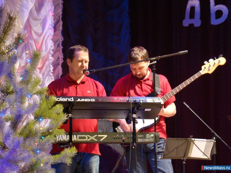    .  "  ", "", "-band",  ""  "Music-Safe"     " "