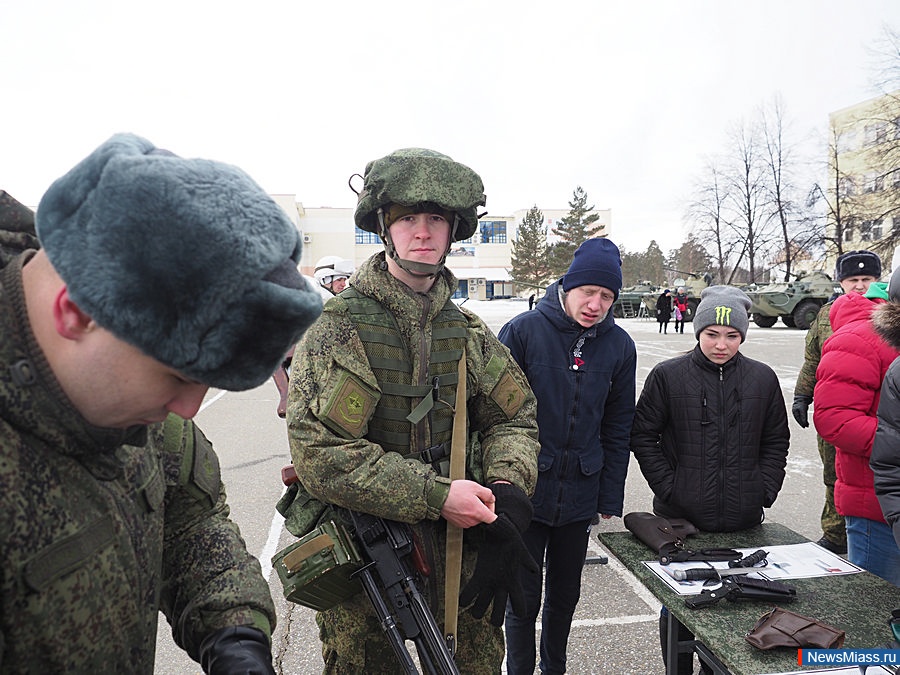 Чебаркуль Военный Фото