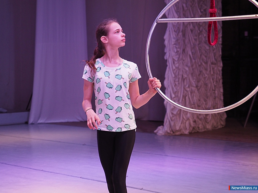 ����, �������� � �����������!. � ������ ��������� �������� ������� ��������� ��������� ���������� "����"