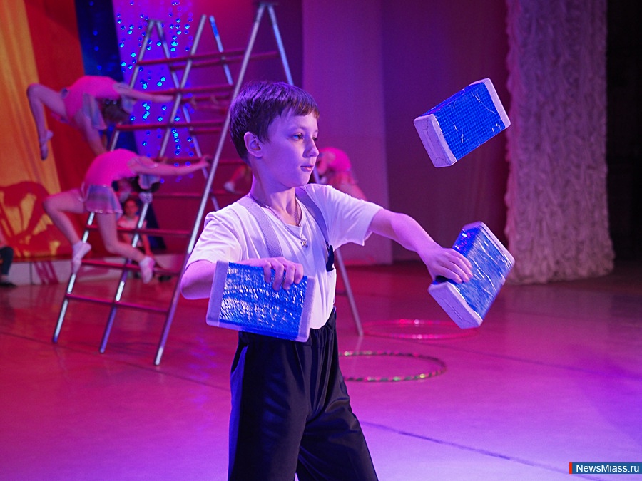 ����, �������� � �����������!. � ������ ��������� �������� ������� ��������� ��������� ���������� "����"