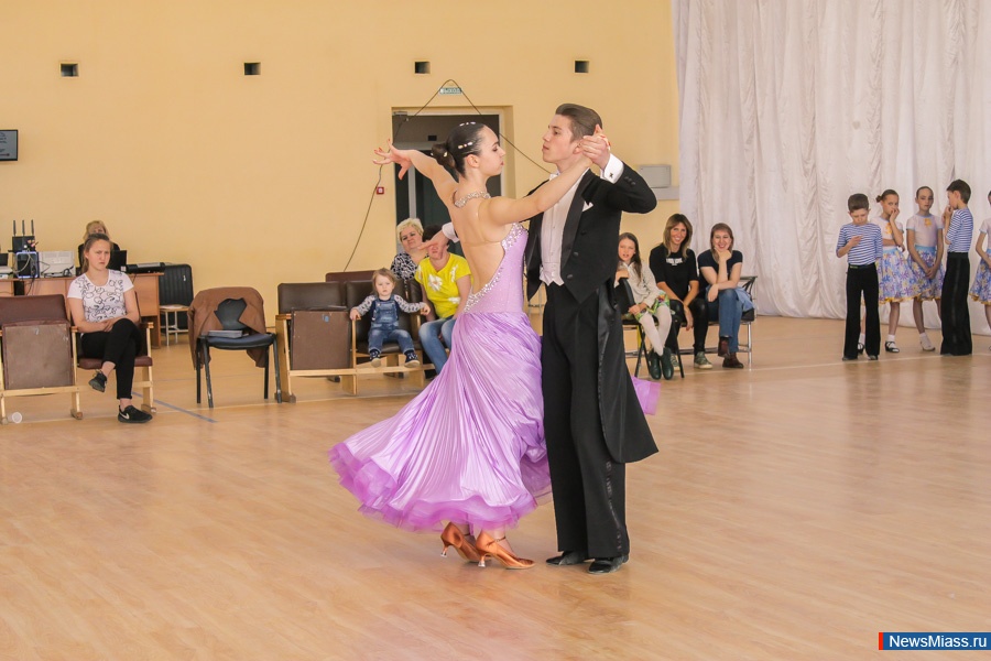  !.      "Dance Travel"  