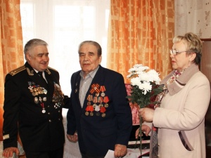 �������� �������� ��������� ��������� � ���� ������