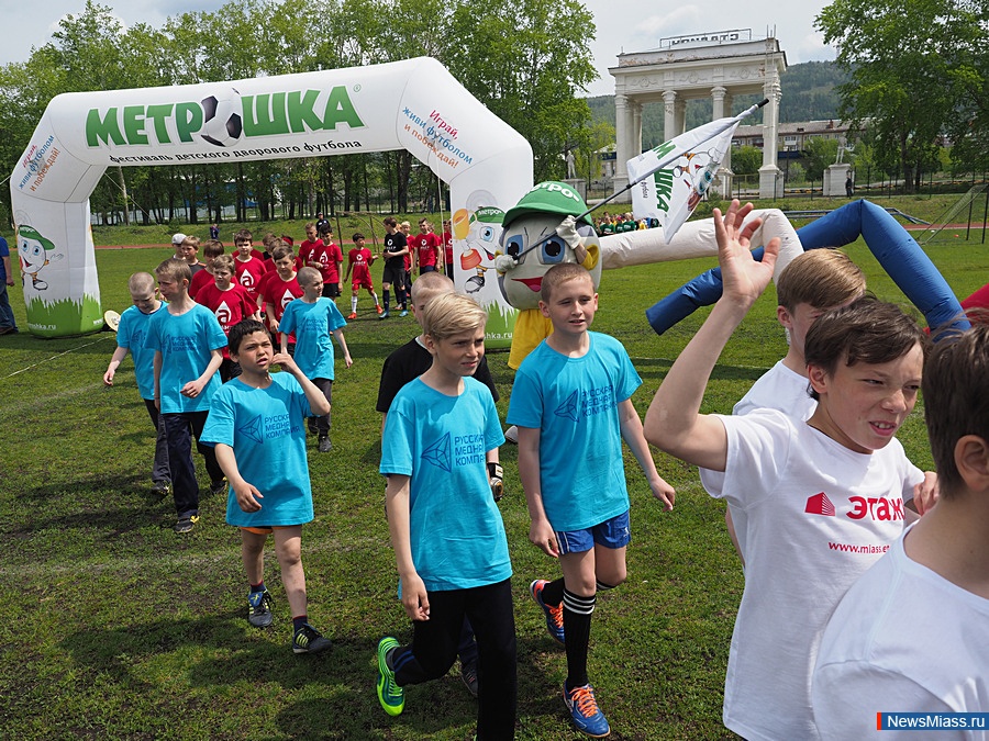 "-2018" .         ""