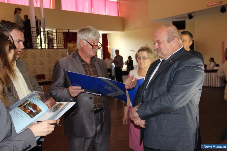   -      . 15           "100   "