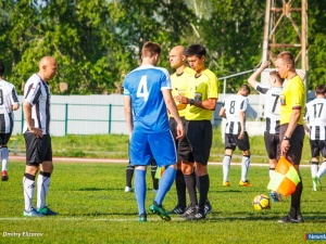 ����� �������� ����� ������������