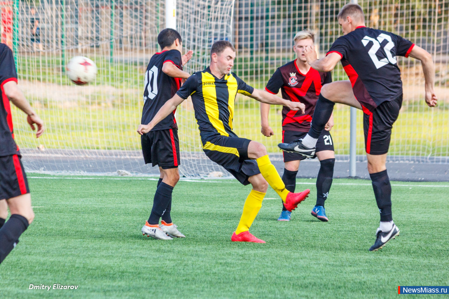 ����� ������� �����������. "����������" ������� � "������"