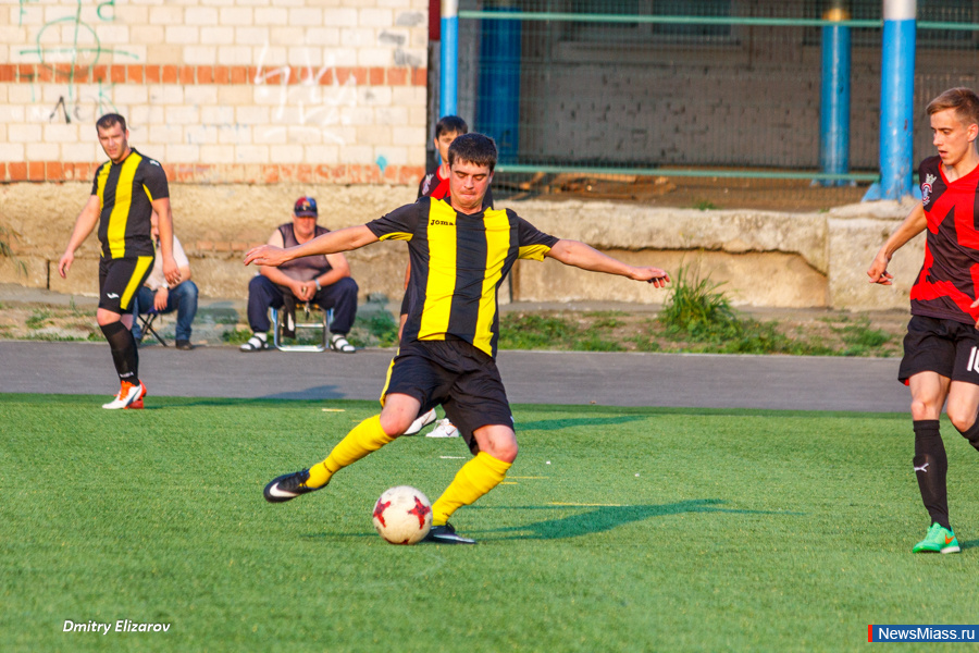 ����� ������� �����������. "����������" ������� � "������"