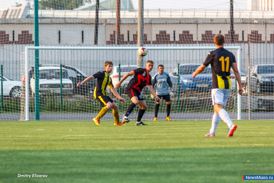 ����� ������� �����������. "����������" ������� � "������"