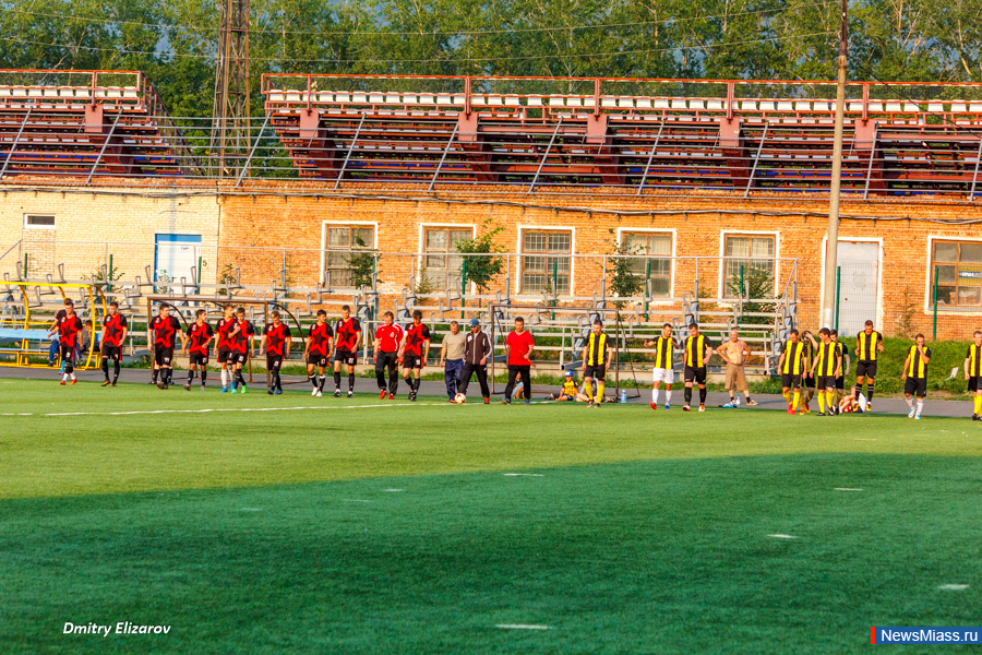 ����� ������� �����������. "����������" ������� � "������"