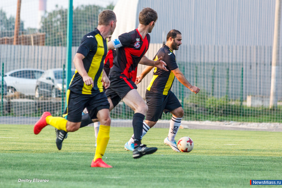 ����� ������� �����������. "����������" ������� � "������"