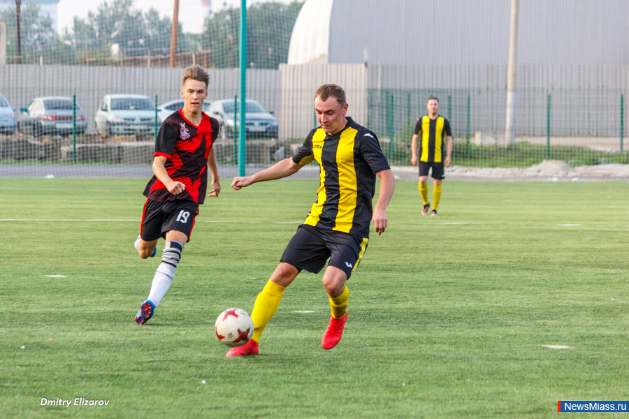 ����� ������� �����������. "����������" ������� � "������"