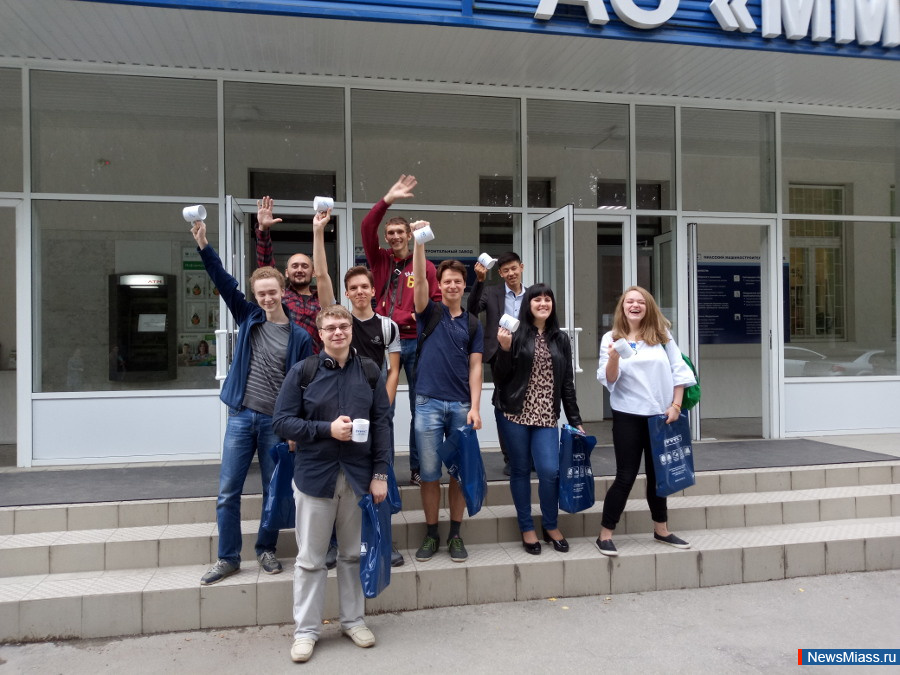 "   !". 17          ,      