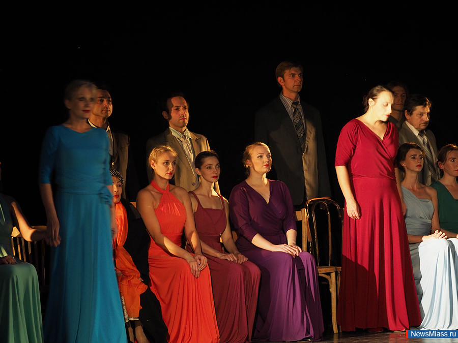 ������ ������� ������ ������� �����������. ��������� ����� ��������� "�����": �� ������ ����������� ��������� ���������, ��������� � ������