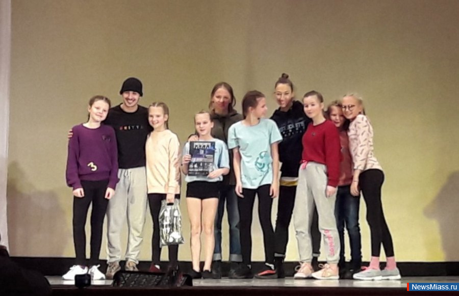   .       Meteorite dance festival-2018