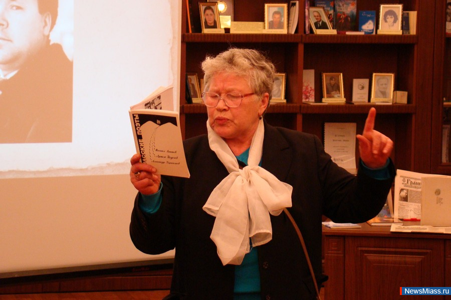   -    .      "",  90-     