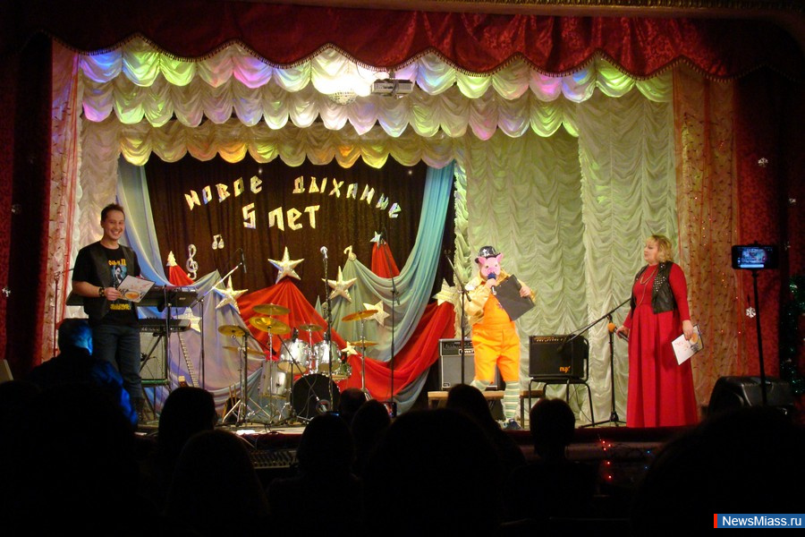  :  -2019.         " "