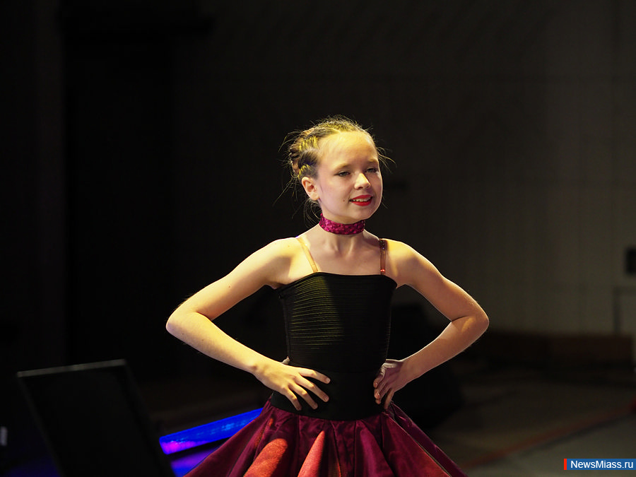 ",  !".    -    "" -    