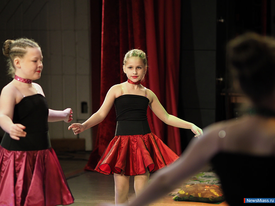 ",  !".    -    "" -    