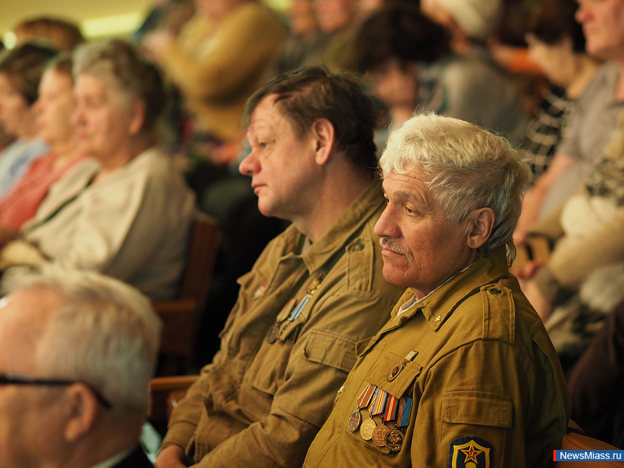 "   -  ".    ""  ,   ,      