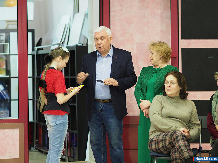 ���������� ������ �� �����. � ���-������� "������" � �������� ����� ������ ��������� ������������ �������� ��������� ����� �������