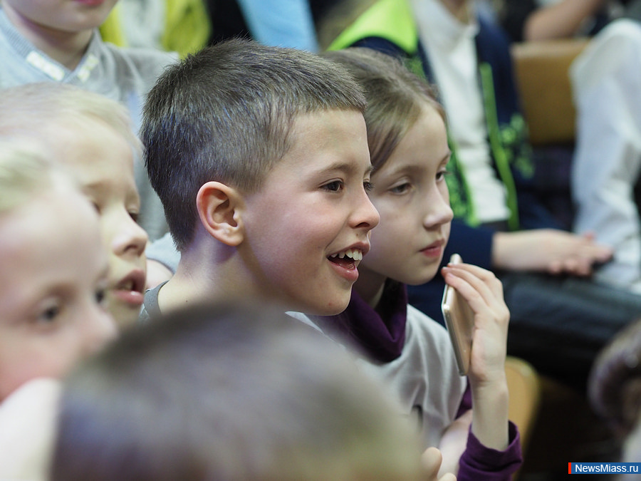  " " -   .   ""       ""