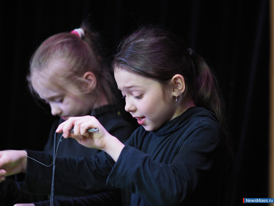  " " -   .   ""       ""