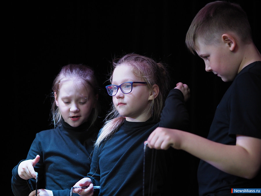  " " -   .   ""       ""