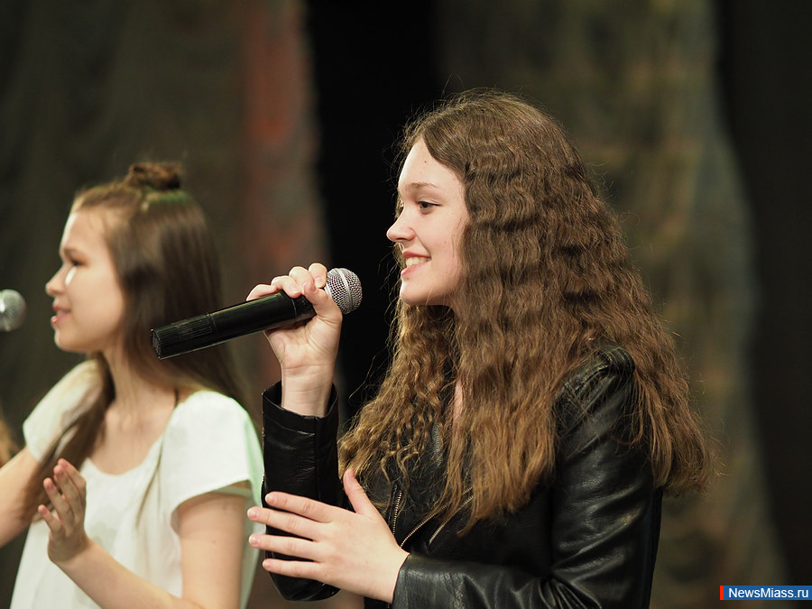 "Game over,    !".     ""    