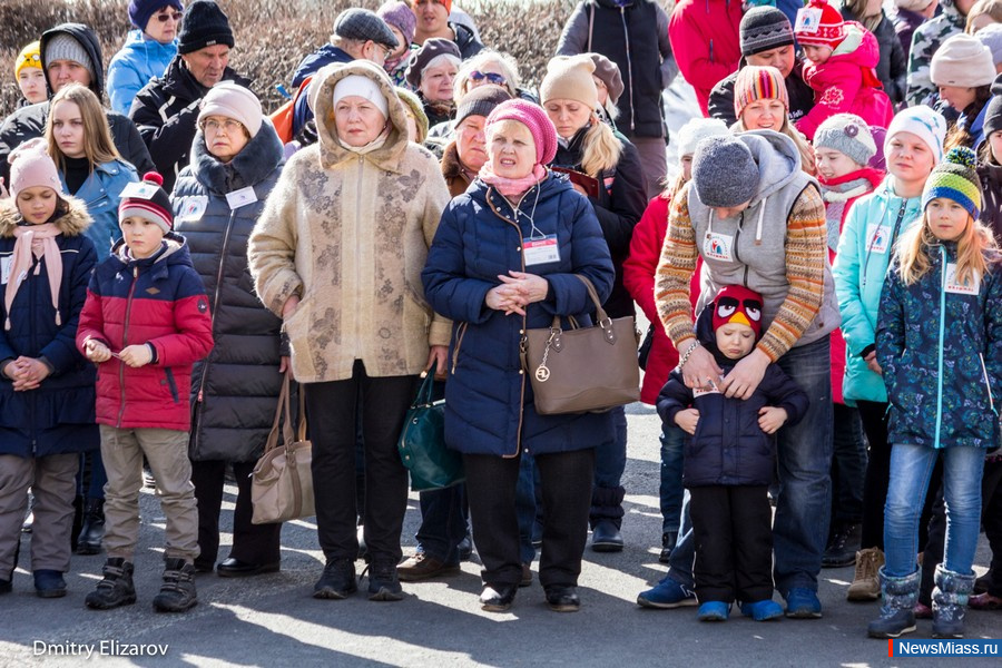    .        " "     "  -  "