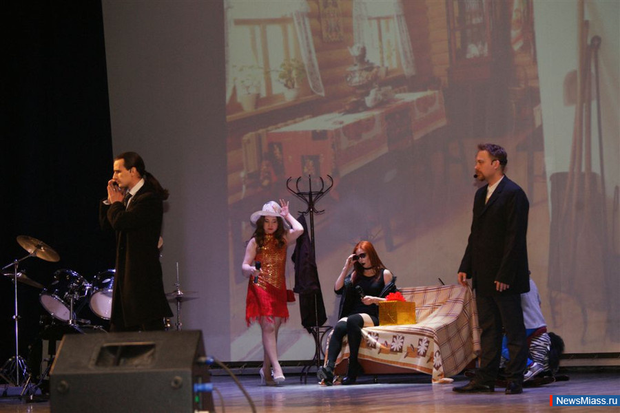  .    ""    VIII    " ",      " "