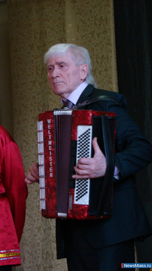 � ������ ����� ���������. � ����� � 44 ��������� ����������� �������, ����������� 74-� ��������� ������� ������