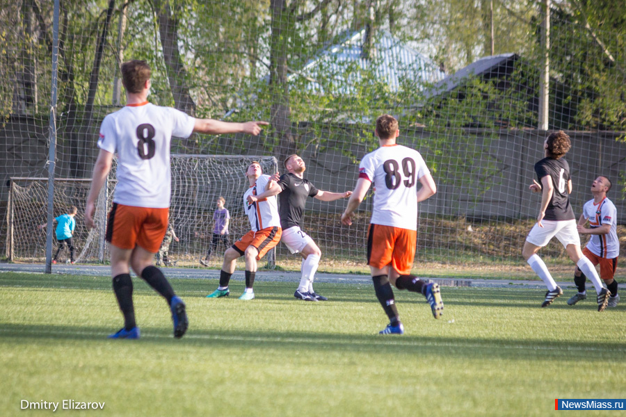 ������ ������ �����. "����������" ���������� �������� ������� "�����" �� ������ � �������