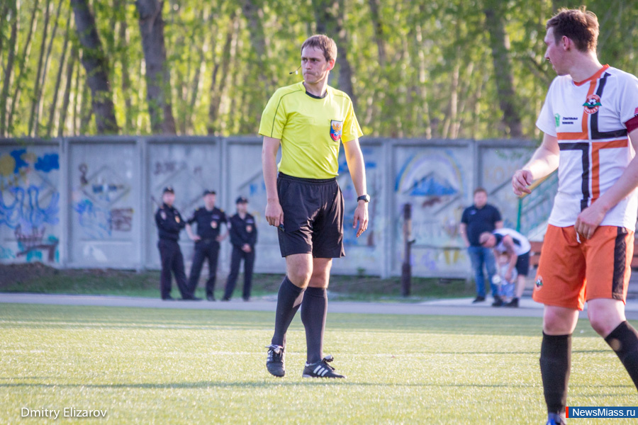 ������ ������ �����. "����������" ���������� �������� ������� "�����" �� ������ � �������