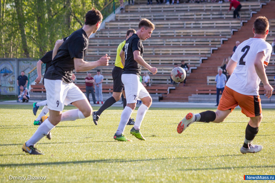 ������ ������ �����. "����������" ���������� �������� ������� "�����" �� ������ � �������