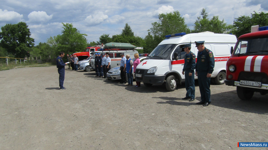 Гочс миасс. Происшествие в г Миассе на Поликарповском пруду. Новости Миасс происшествия аварии.