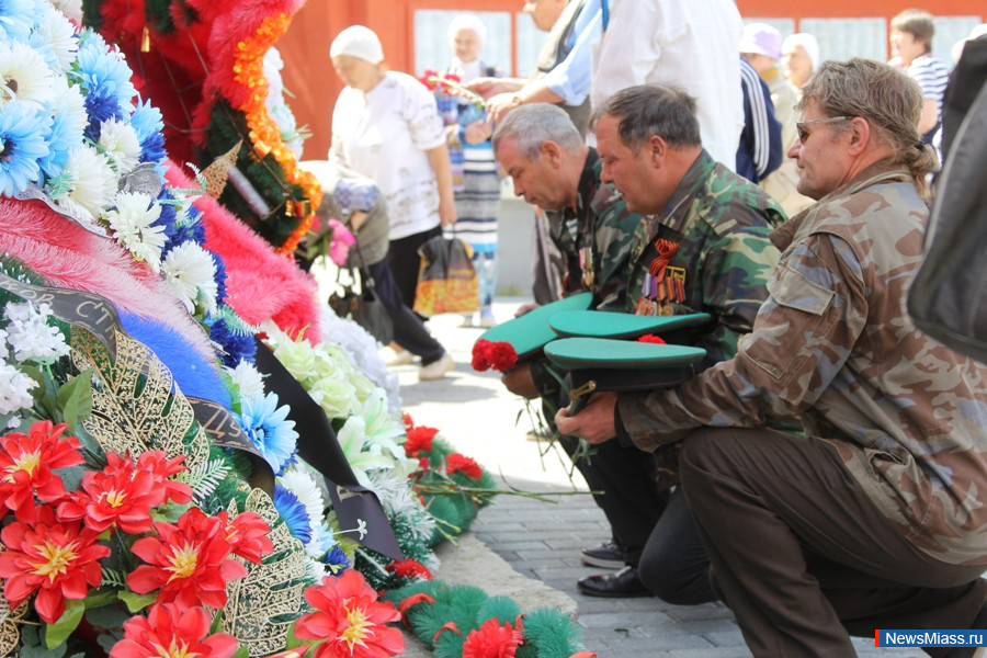 "���� ���� ������!..". ������������ ������-�������, ������������ ��� ������ � ������, ������ � ������ ������