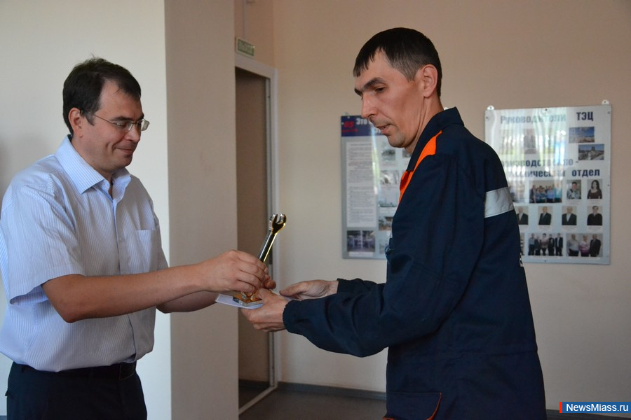  -  !.  "" (  "",   En + Group)     