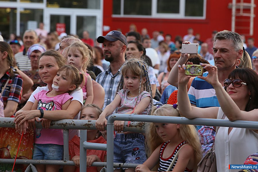 ����������� ������������. ������������ 60-����� ���������� ����������� ����� ��������� � ����������� �������