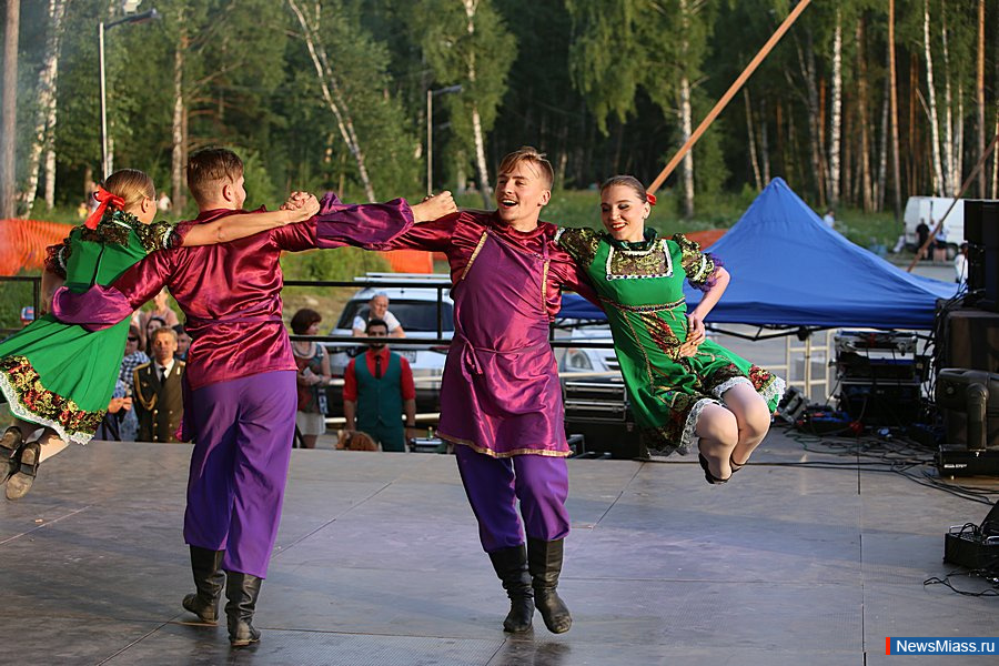 ����������� ������������. ������������ 60-����� ���������� ����������� ����� ��������� � ����������� �������