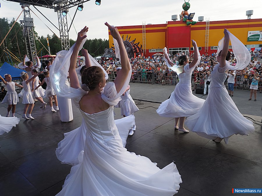 ����������� ������������. ������������ 60-����� ���������� ����������� ����� ��������� � ����������� �������